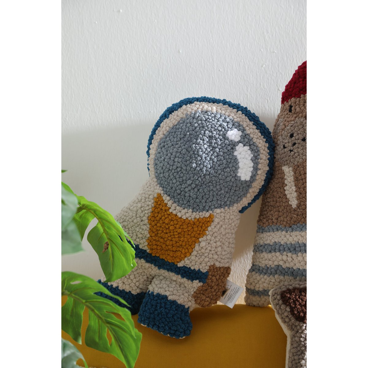 Astronaut pillow NOVA – handmade & cuddly