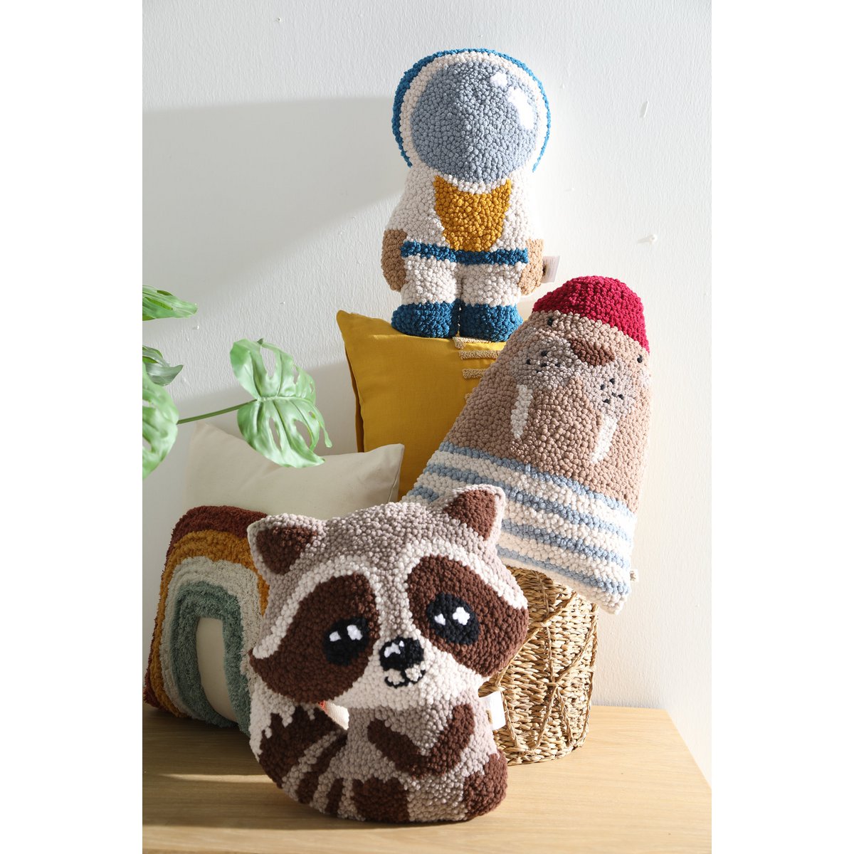 Astronaut pillow NOVA – handmade & cuddly