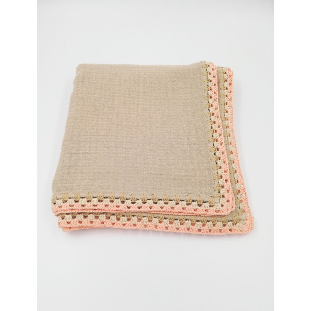 Muslin blanket made of 4 layers – soft, breathable & versatile