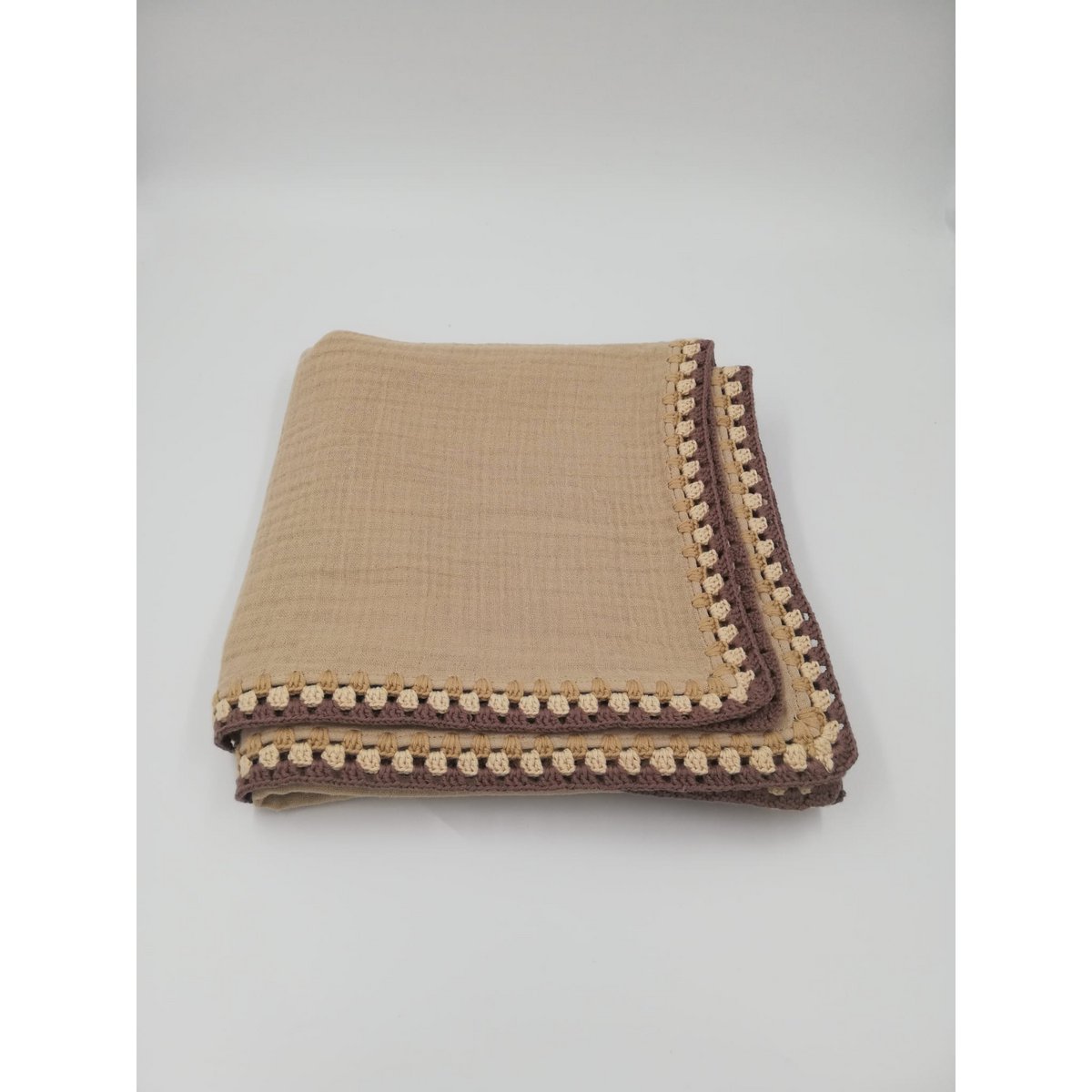 Muslin blanket made of 4 layers – soft, breathable & versatile