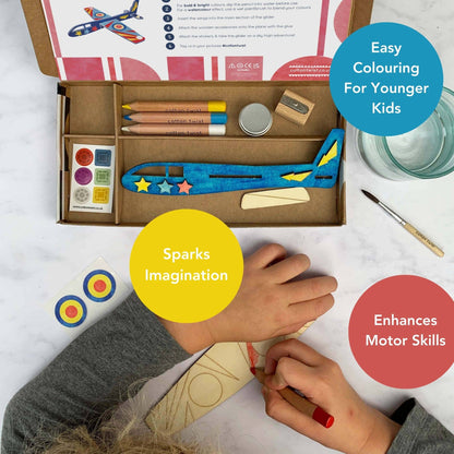 COMING SOON Flugzeug-Bastelset Activity Box