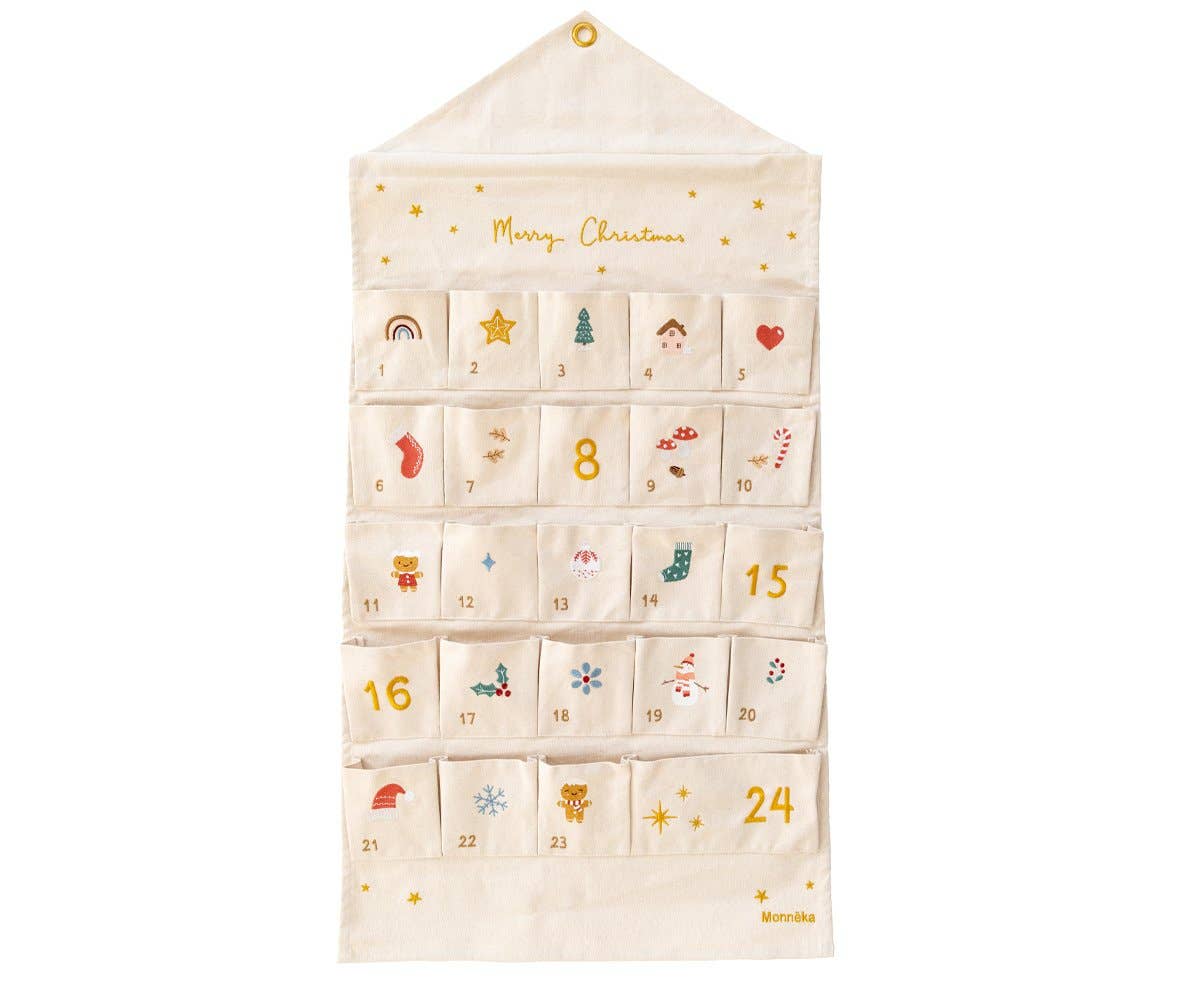 Adventskalender mit Stofftaschen