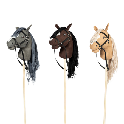 Hobbyhorse – brown with white blaze &amp; open mouth