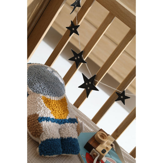 Coussin astronaute NOVA – fait main et câlin
