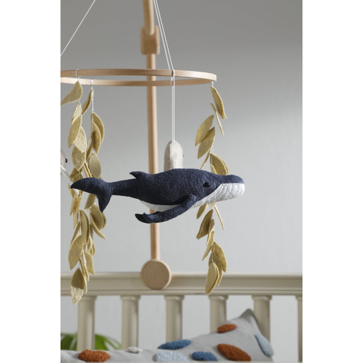 Handgemachtes Ozean-Mobile aus Wollfilz – Fische & Meerespflanzen