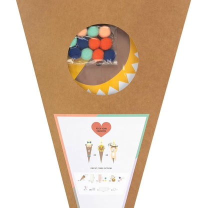 School cone craft set SAFARI SCHOOL