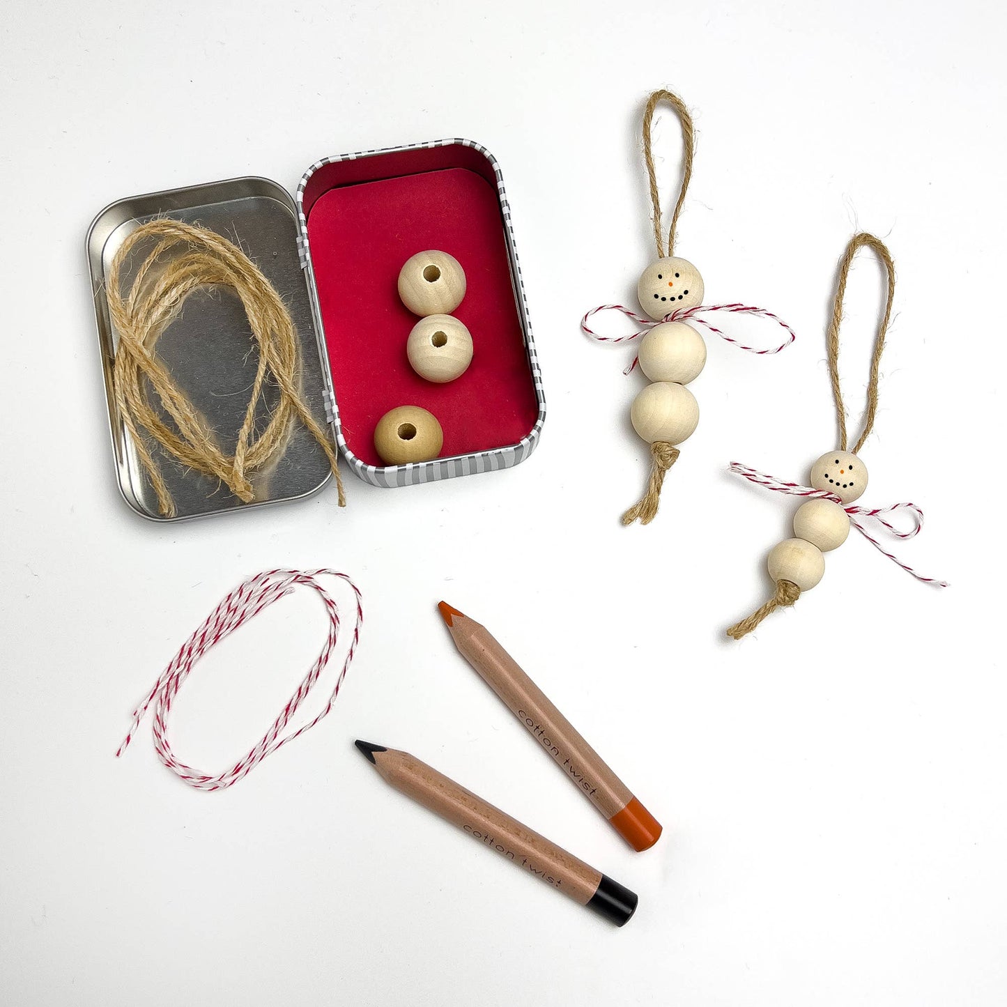 COMING SOON Weihnachtsschmuck-Bastelset – Schneemann
