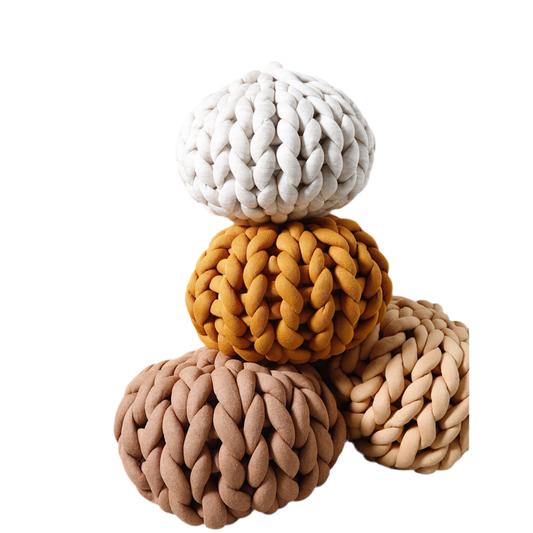 Coussin Juliette – tricoté à la main et polyvalent