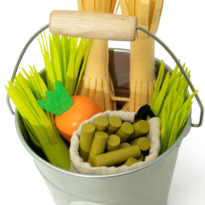 Deluxe feeding set for hobby horses