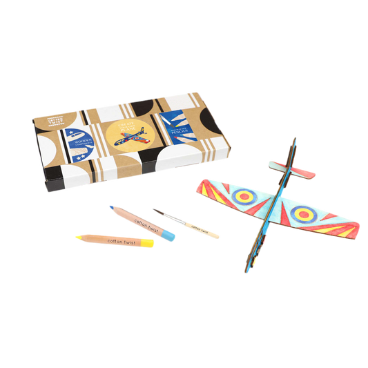 COMING SOON Flugzeug-Bastelset Activity Box