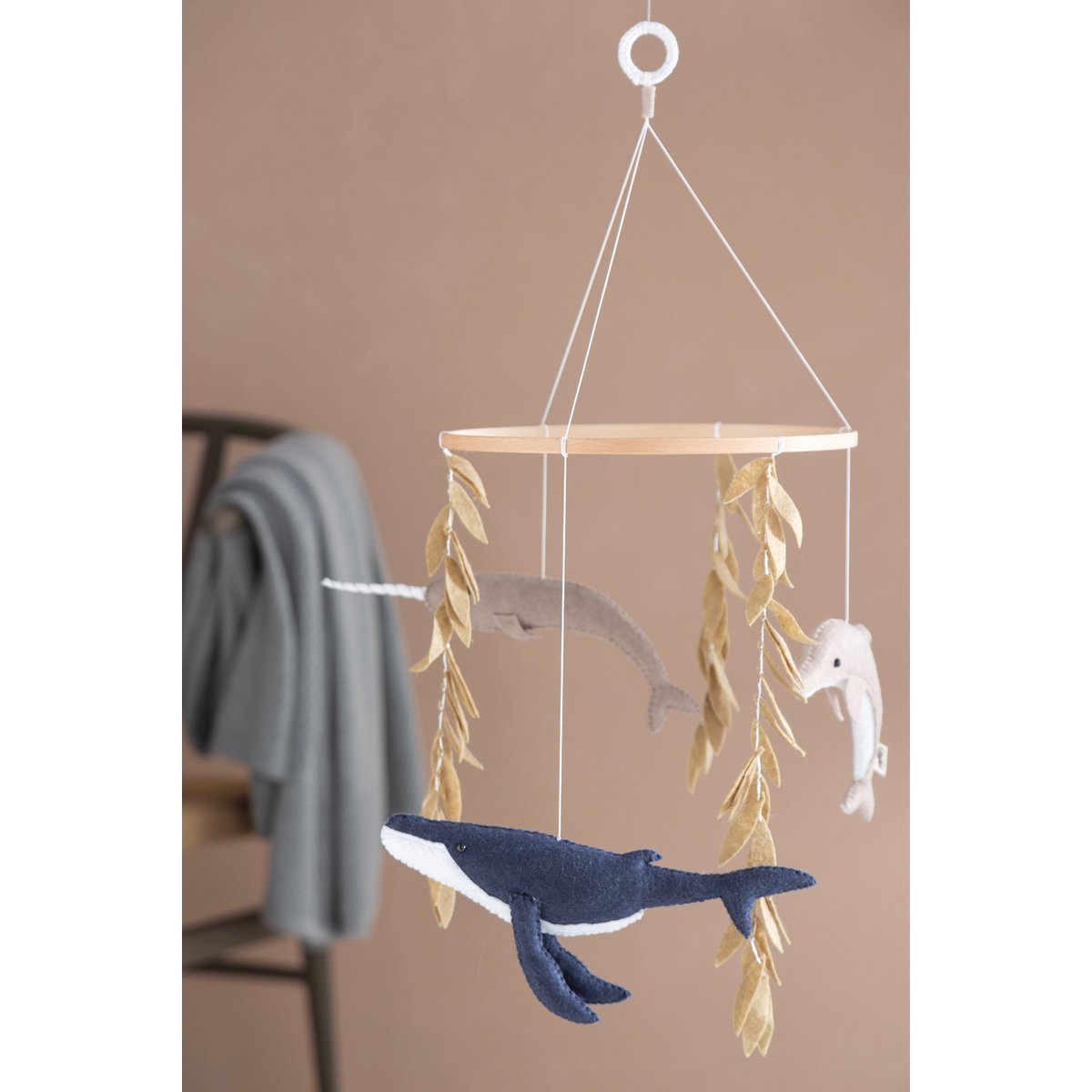 Handgemachtes Ozean-Mobile aus Wollfilz – Fische & Meerespflanzen
